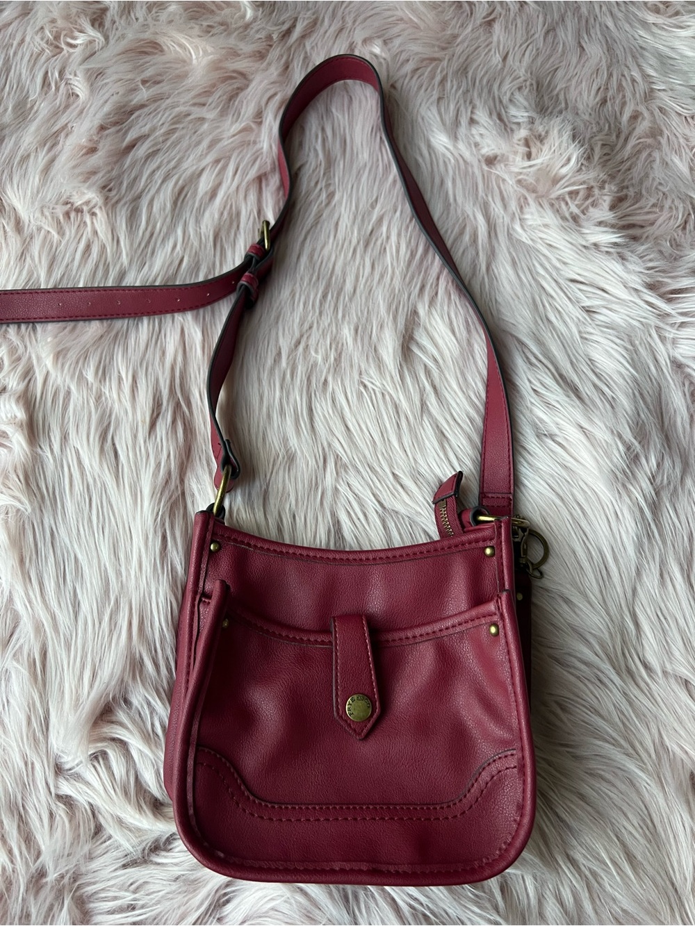 FRYE AND CO. Burgundy Faux Leather Crossbody Bag